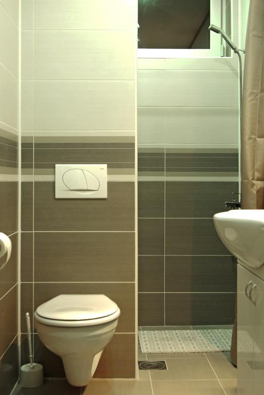 Square Studio Apartment Ниш Екстер'єр фото